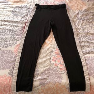 Windsor side striped leggings ✨